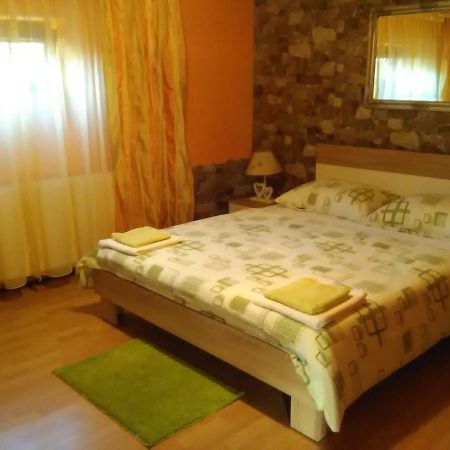 Apartment Tomasevic สลูน ภายนอก รูปภาพ