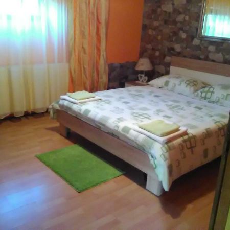 Apartment Tomasevic สลูน ภายนอก รูปภาพ