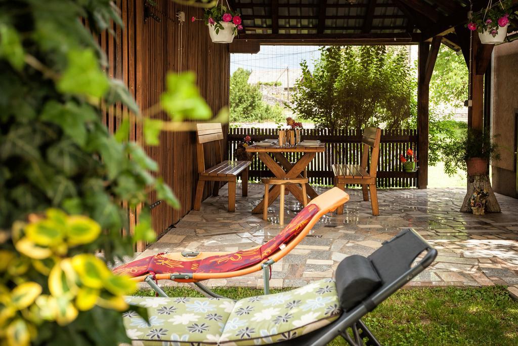 Apartment Tomasevic สลูน ภายนอก รูปภาพ