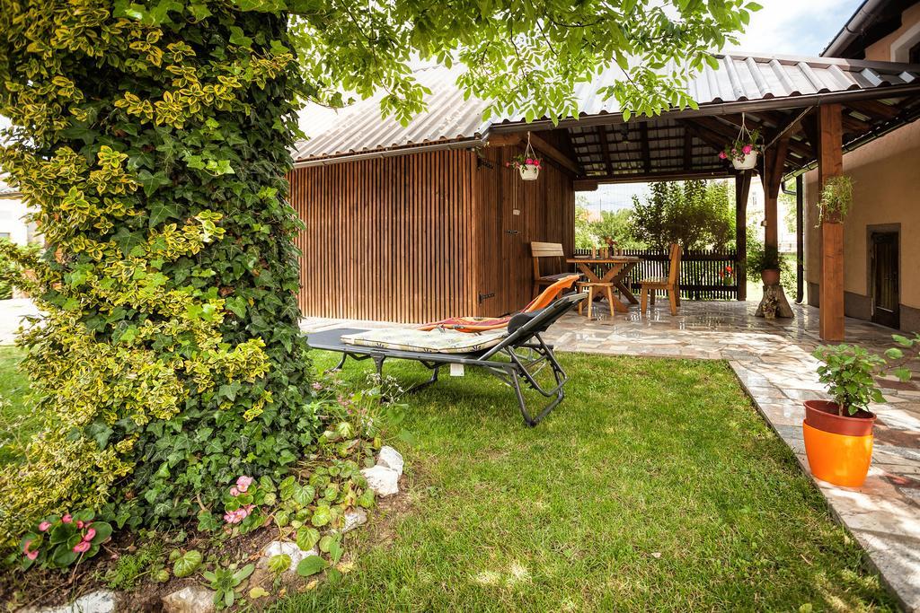 Apartment Tomasevic สลูน ภายนอก รูปภาพ