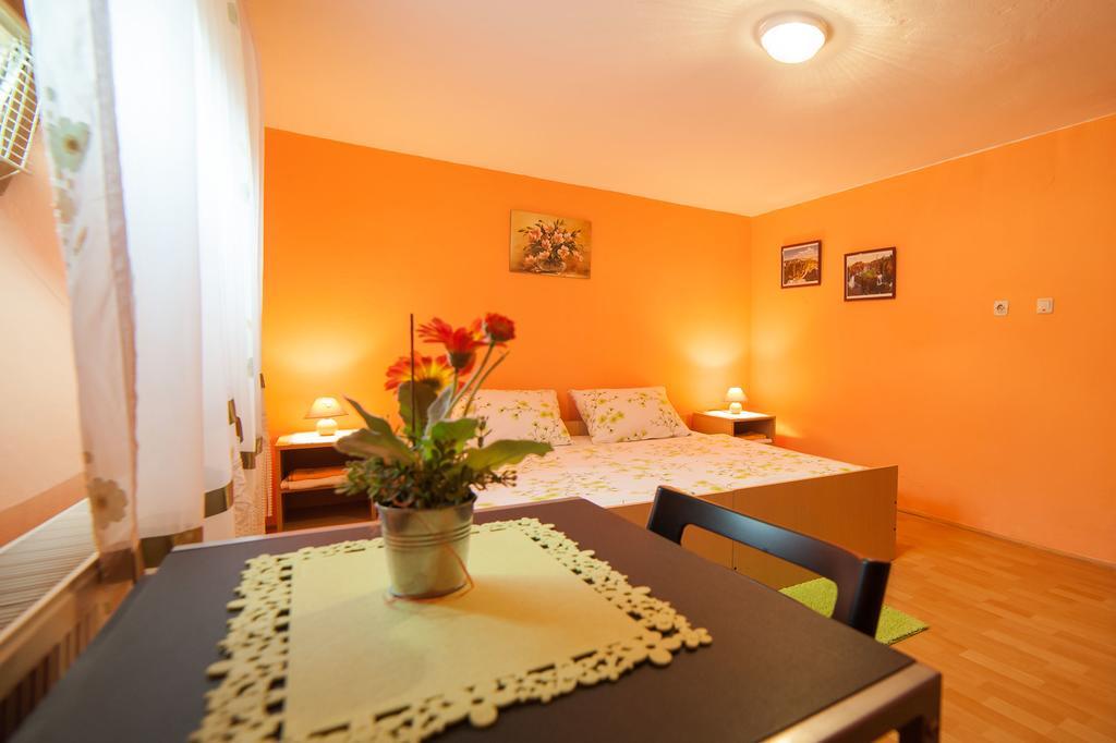 Apartment Tomasevic สลูน ภายนอก รูปภาพ